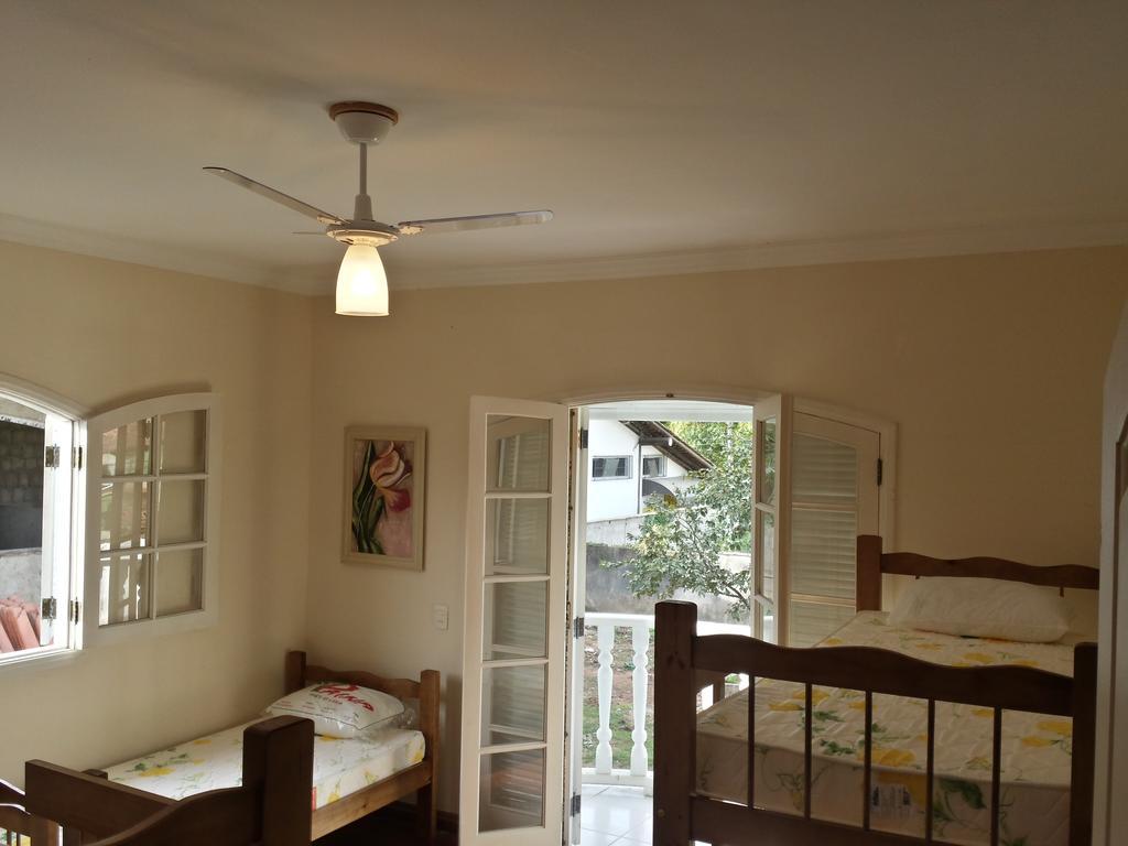 Canguru Hostel Παρατί Δωμάτιο φωτογραφία